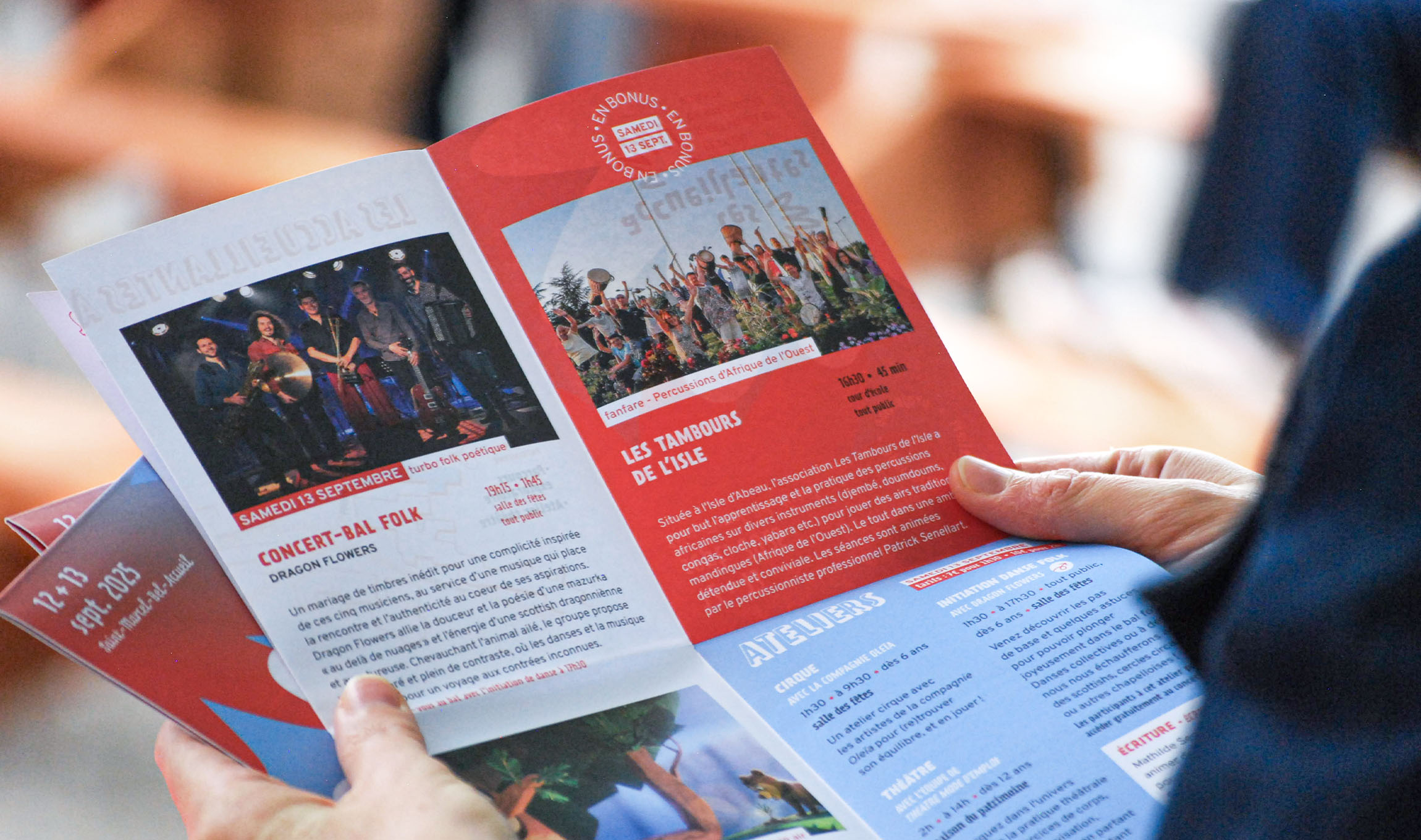dépliant programme, festival Les Accueillantes (Isère), festival de spectacles vivant et d'art visuel